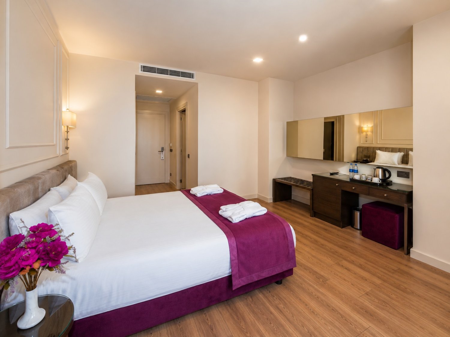 Comfort Room with Balcony